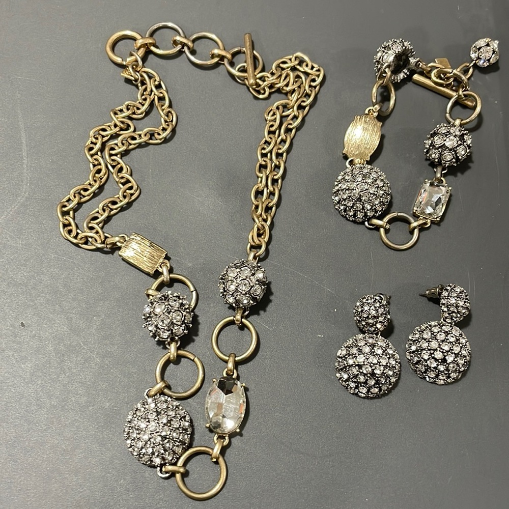 Banana Republic necklace set